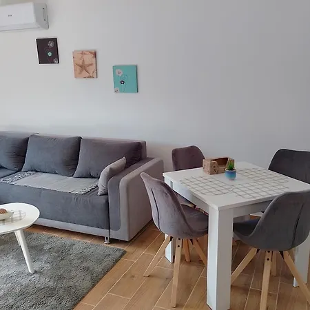 Elit Srebrno Jezero Apartment *