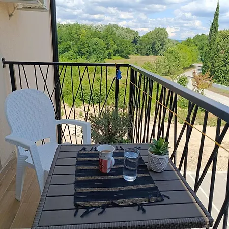 Elit Srebrno Jezero * Veliko Gradište